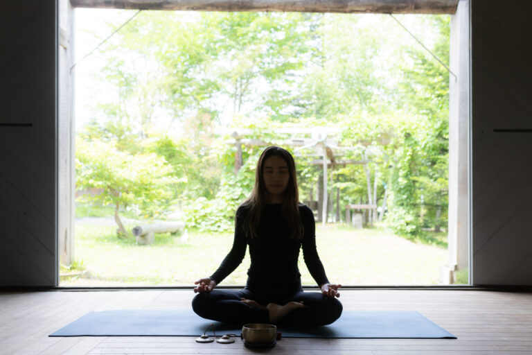 桜岡リトリート・ウェルネスプログラム「Retreat Yoga」