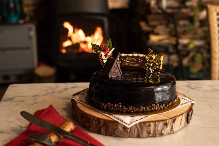 クリスマスケーキ・キコリのショコラ受付開始！